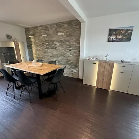 Semesterbostad Eifeljeck *