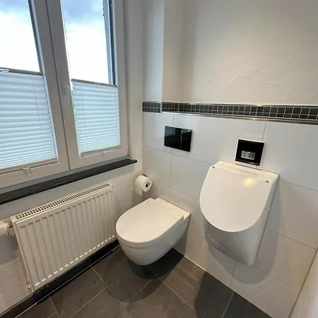 Eifeljeck Semesterbostad *